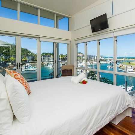 Beachside Magnetic Harbour Apartments Nelly Bay Екстер'єр фото