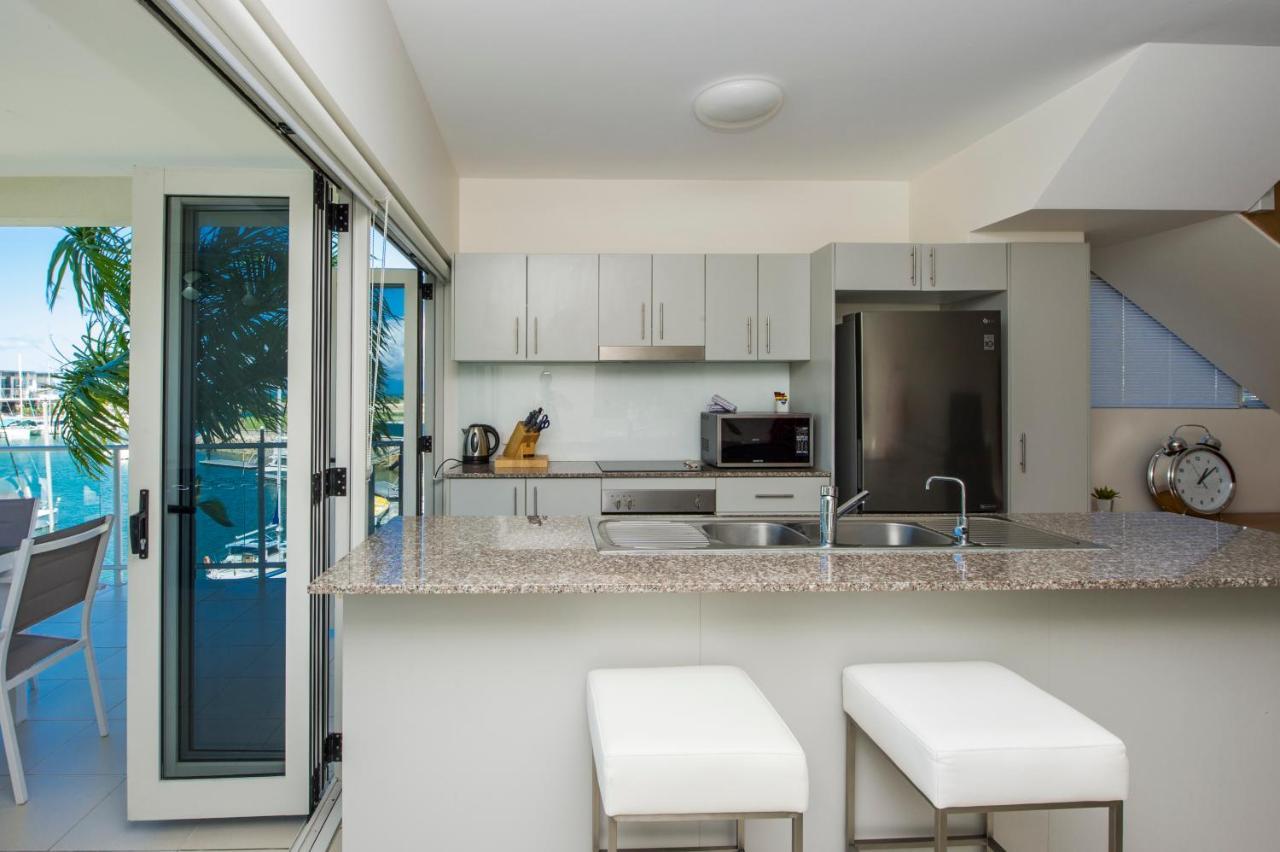 Beachside Magnetic Harbour Apartments Nelly Bay Екстер'єр фото
