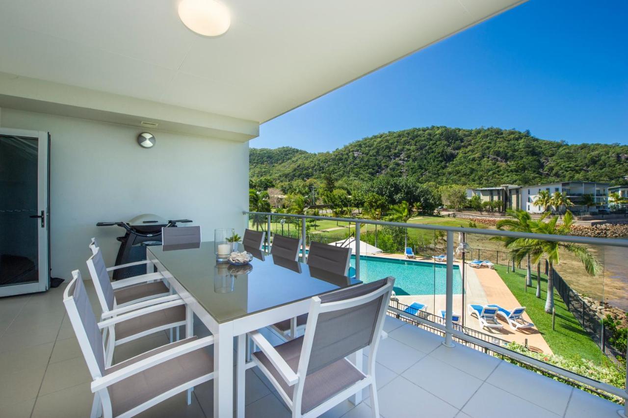 Beachside Magnetic Harbour Apartments Nelly Bay Екстер'єр фото
