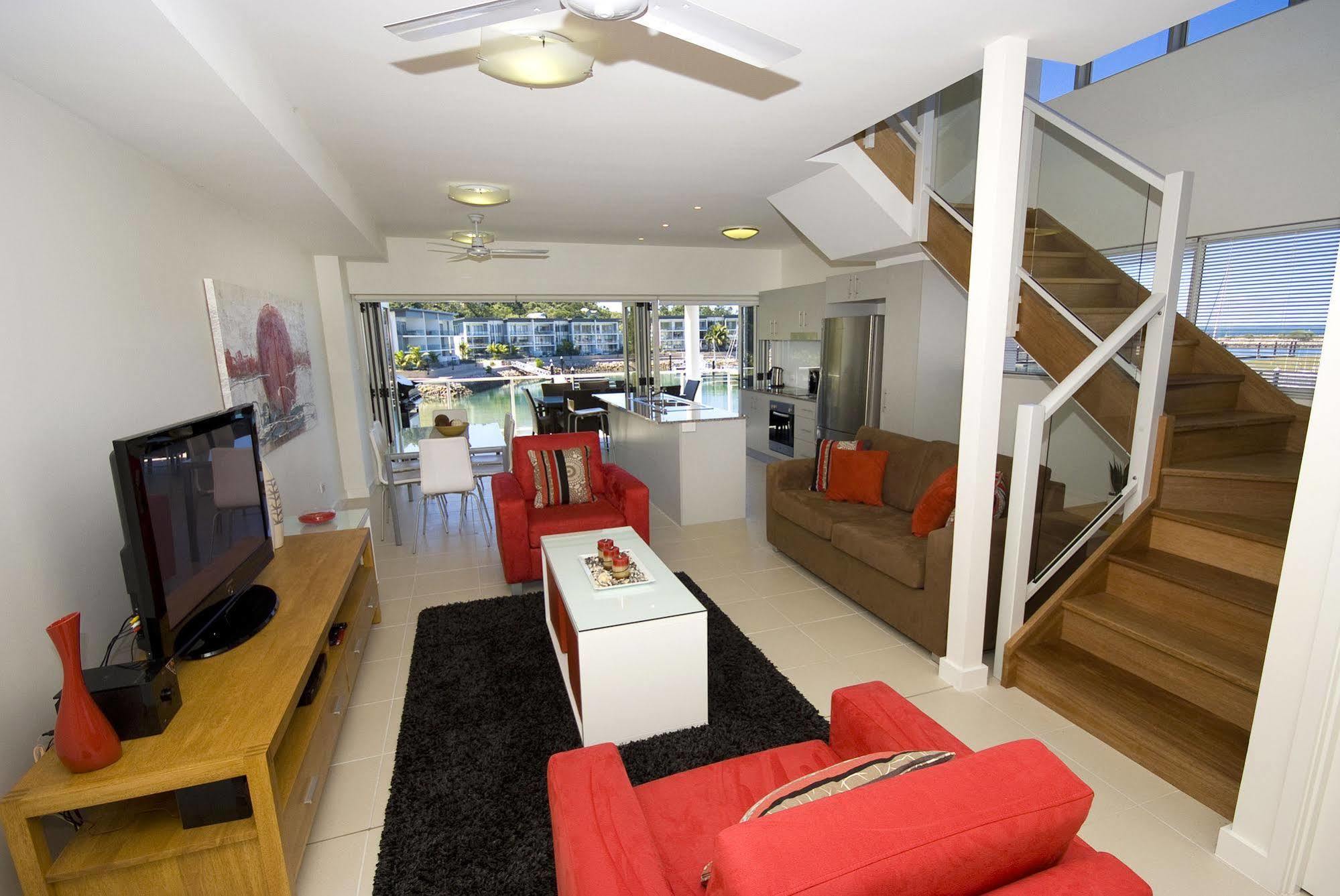 Beachside Magnetic Harbour Apartments Nelly Bay Екстер'єр фото