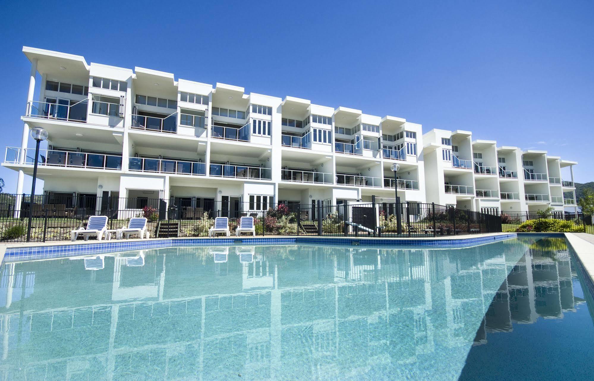 Beachside Magnetic Harbour Apartments Nelly Bay Екстер'єр фото