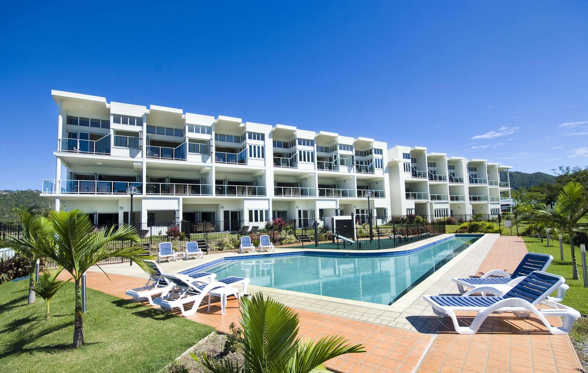 Beachside Magnetic Harbour Apartments Nelly Bay Екстер'єр фото